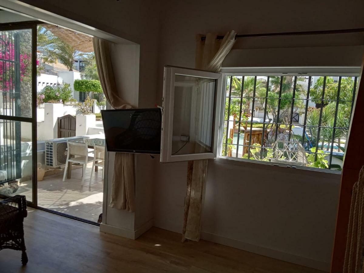 Villa Lagos A 25 Metros Del Mar Roquetas de Mar Eksteriør billede
