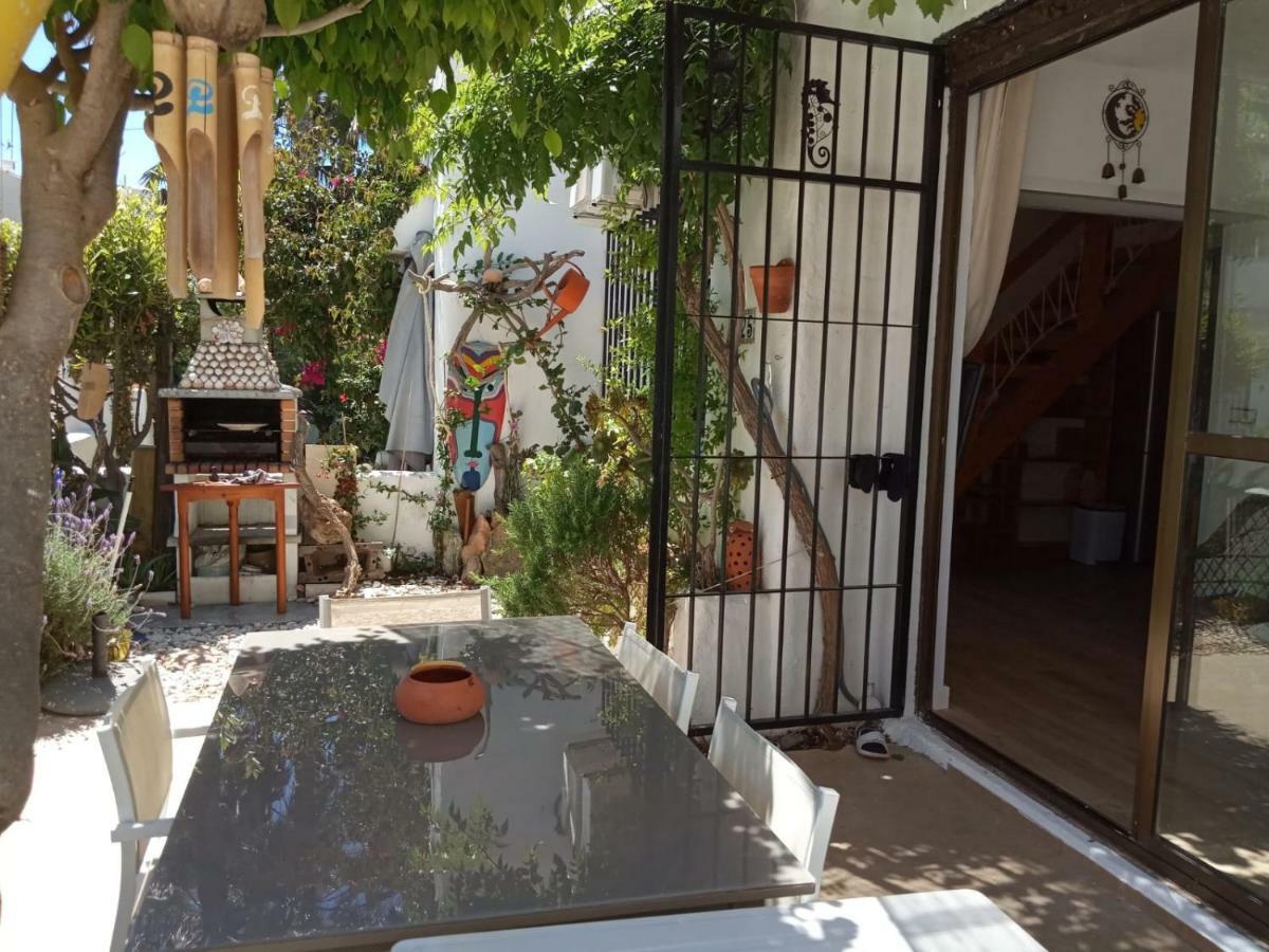 Villa Lagos A 25 Metros Del Mar Roquetas de Mar Eksteriør billede